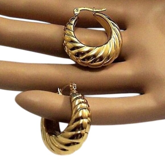 24K Gold Plated Rib Lined Hoop Pierced Post Earrings 32mm Long Thick Band - Picture 12 of 12